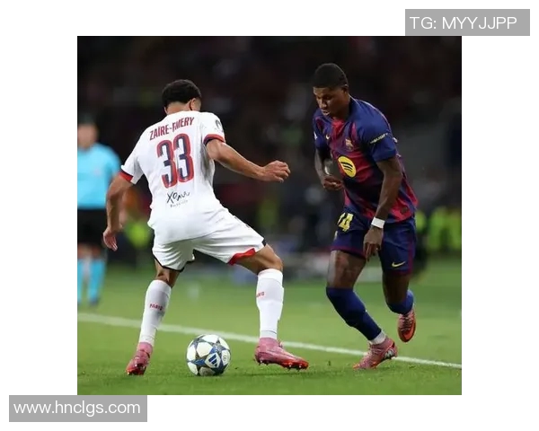 拉什福德在诺坎普的首秀背后展现的努力与曼联巴萨的华丽转身 拉什福德在诺坎普的首秀背后展现的努力与曼联巴萨的华丽转身